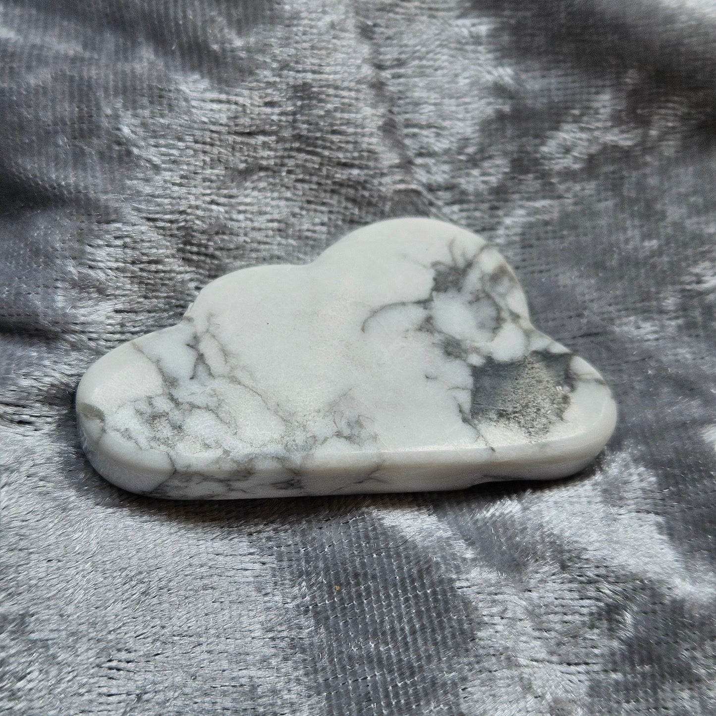 Howlite Cloud Carving